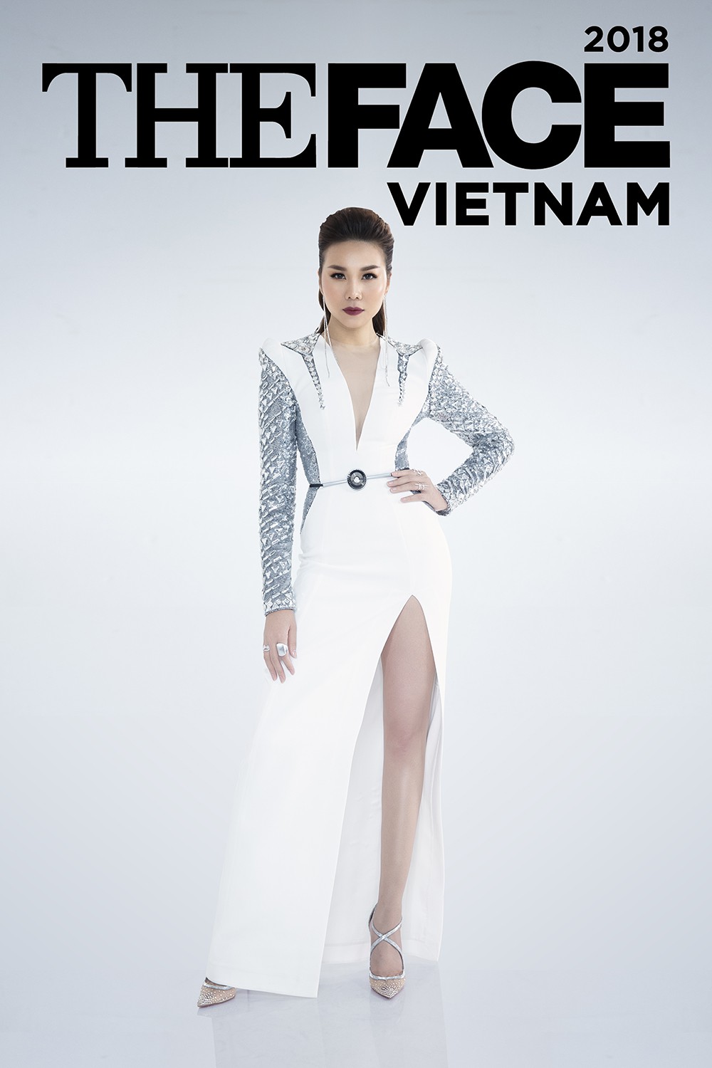 37a36212d9640e02ff19751e33dacf48 Siêu mẫu Thanh Hằng được vinh danh Fashion Icon tại VietNam Fashion Awards 2019