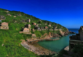 Ngôi làng như trong tranh trên đảo hoang ở Trung Quốc