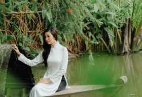 Hoa hậu Quốc tế Việt Nam 2015 Thúy Vân thể hiện tình yêu quê hương qua MV My Vietnam
