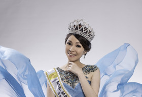 Hoa hậu các nước tham dự đêm vinh danh Quyền năng phái đẹp 2015