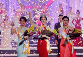Đặng Thị Thu Hồng đăng quang hoa khôi ‘Nữ sinh viên Việt Nam duyên dáng 2016’