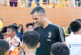 Huấn luyện viên đến từ Juventus trực tiếp chấm Vòng Chung kết tuyển sinh tài năng Học viện bóng đá Juventus Việt Nam