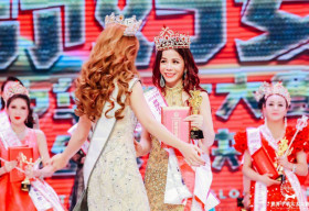 Á hậu Oanh Lê xuất sắc đoạt chiếc vương miện danh giá, lộng lẫy đăng quang Hoa hậu Quý bà Thế giới