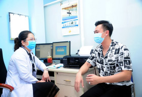 Hồ Việt Trung lo lắng vì vừa ra ‘Giải cứu tiểu thư’ 6 đã phải vào viện