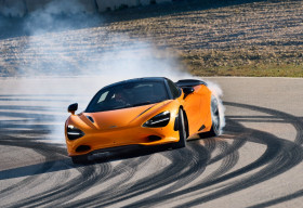 McLaren 750S chính thức ra mắt, xác định chuẩn mực mới cho hiệu suất siêu xe