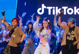 Hàng trăm nhà sáng tạo nội dung nổi tiếng quy tụ tại TikTok LIVE Fest 2023