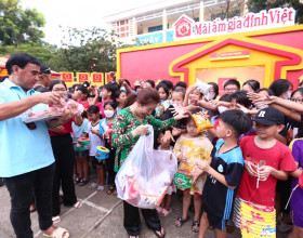 Có một Quốc tế thiếu nhi rất khác của các em nhỏ tại Mái ấm gia đình Việt