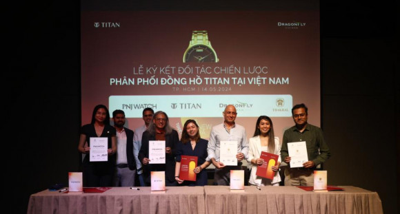 Titan đặt mục tiêu mở 10 cửa hàng tại Việt Nam đến năm 2025