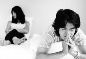 Vợ chồng đồng sàng dị mộng