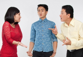 Nghệ sĩ “đóng khung”