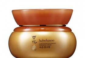 Tặng dịch vụ massage trị liệu cao cấp với kem nhân sâm