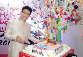 MC Thanh Bạch mừng sinh nhật ấm áp