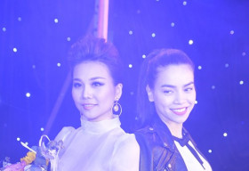 Hà Hồ – Thanh Hằng lại “gây bão” khi sánh đôi