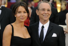 Nam diễn viên từng đoạt giải Oscar công khai đồng tính ở tuổi 82