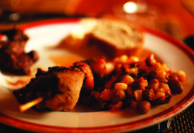 Ăn dê lấy lộc đầu năm