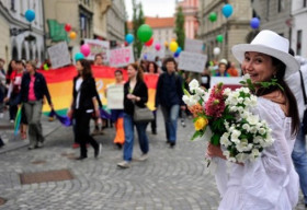 Quốc gia thứ 18 thừa nhận hôn nhân đồng giới