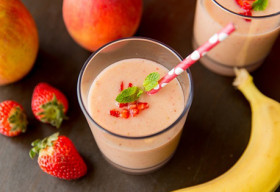 Sinh tố chuối dâu bổ dưỡng