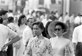 Nhớ chiếc áo ‘vạn người mê’ của phụ nữ Sài Gòn xưa