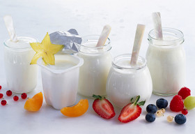 Cách làm sữa chua bằng lò vi sóng cực nhanh