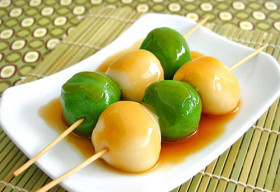 Thưởng thức món bánh trôi đậu non phong cách Nhật Bản
