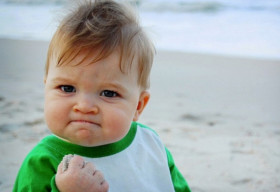 Cậu bé thành công Success Kid quyên góp tiền giúp bố cấy thận