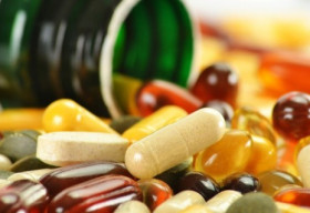 Nguy cơ mắc ung thư, bệnh tim do lạm dụng vitamin