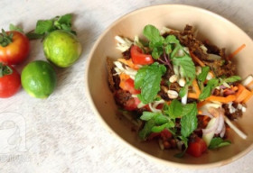 Gỏi xoài khô bò ăn no không sợ béo!