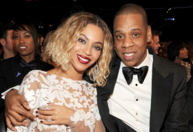 Beyonce và Jay Z thuê người mang thai hộ