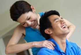 10 điều chàng muốn bạn làm khi lên giường