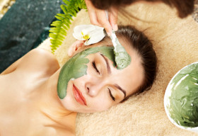 Bí quyết chăm sóc da mịn màng nhờ quả mướp