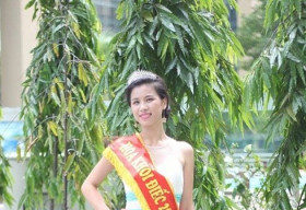 Nhan sắc cô gái Việt đầu tiên thành Á hậu Khiếm thính Thế giới 2015