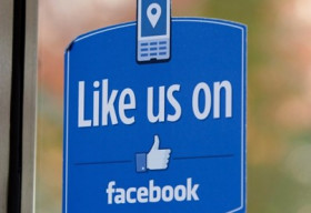 Facebook ra mắt tính năng chat với khách hàng