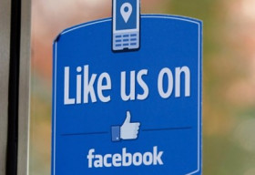 Facebook ra mắt tính năng chat với khách hàng