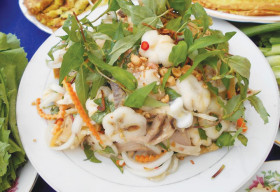 Gỏi măng cụt, đặc sản miệt vườn Lái Thiêu