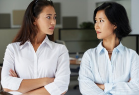 Con dâu “vỗ ngực” với mẹ chồng