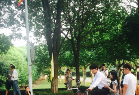 “Yêu Em Từ Cái Nhìn Đầu Tiên” rối loạn vì fan của Dương Dương