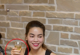 Hà Hồ dùng hình ảnh tổng thống Mỹ đáp trả việc bị chê kém “sành điệu”