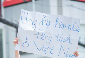 Hotgirl chuyển giới Minh Ngọc: “Chúng tôi được tái sinh thêm một lần nữa”