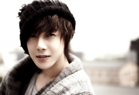 Tòa án yêu cầu Kim Hyun Joong xét nghiệm ADN