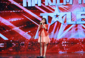 Tập 5 Vietnam’s Got Talent 2016: Cô bé hát opera khiến Bằng Kiều bấm nút vàng