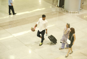 Diễn viên phim “Cô dâu 8 tuổi” đã đến Việt Nam