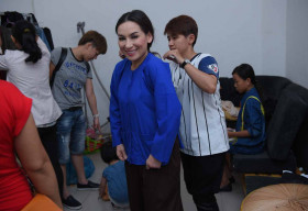 Phi Nhung: “Tôi xem máy bay là nhà”