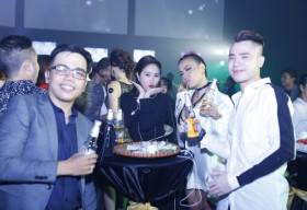 Đạo diễn trẻ Kawaii Tuấn Anh ra mắt phim trường Alien