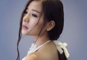 Khánh Hiền: ‘Ngọc nữ’ là chiếc áo quá rộng