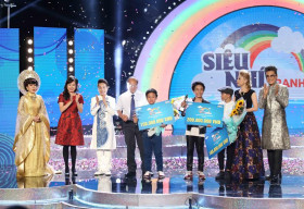 Gia Quý trở thành quán quân đầu tiên của Siêu nhí tranh tài