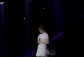 Hari Won kiệt quệ về sức khỏe lẫn tài chính ở Mỹ vì vắng Trấn Thành