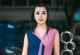 Lại Thanh Hương trẻ trung với gam hồng xuống phố