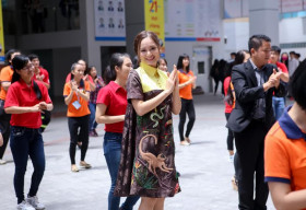 Lan Phương hiến máu cứu người đến ngất xỉu