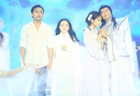 Tình Bolero: Khán giả ‘vỡ òa’ vì nhạc kịch Bolero đặc sắc