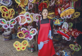 Hoàng Yến tủi thân vì không được đón trung thu cùng gia đình